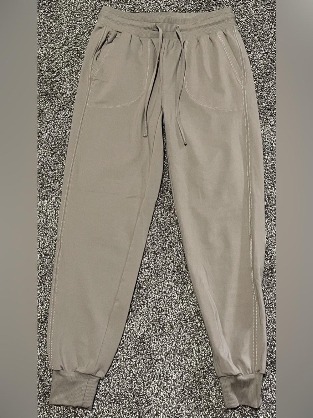 NWOT women’s joggers